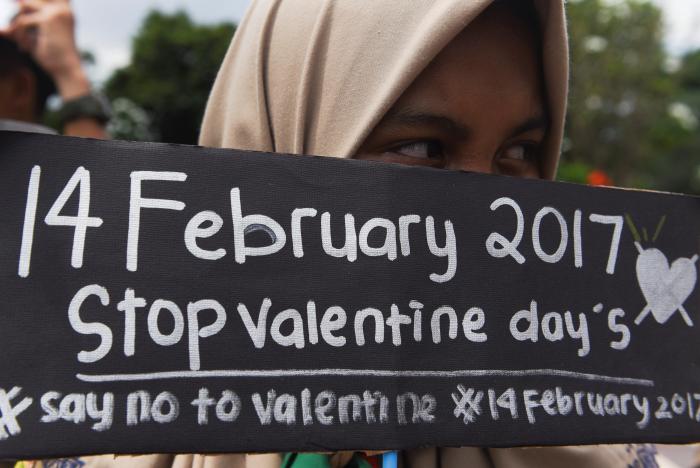 インドネシアでバレンタインデー反対